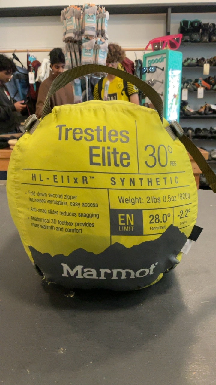Marmot Sleeping Bag (Synthetic Down) 30 Degree Light Green Trestles Elite
