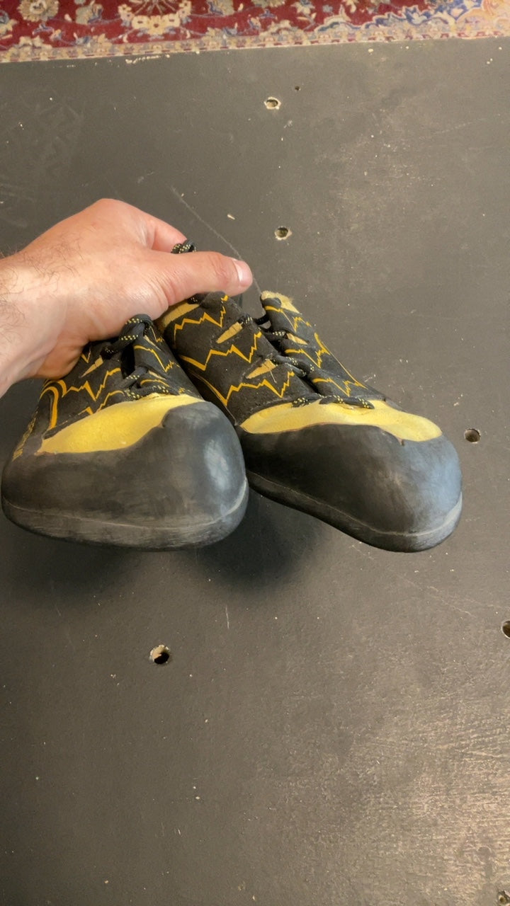 La Sportiva Katana Lace Shoes (Climbing) 40.5/8 Yellow/Black