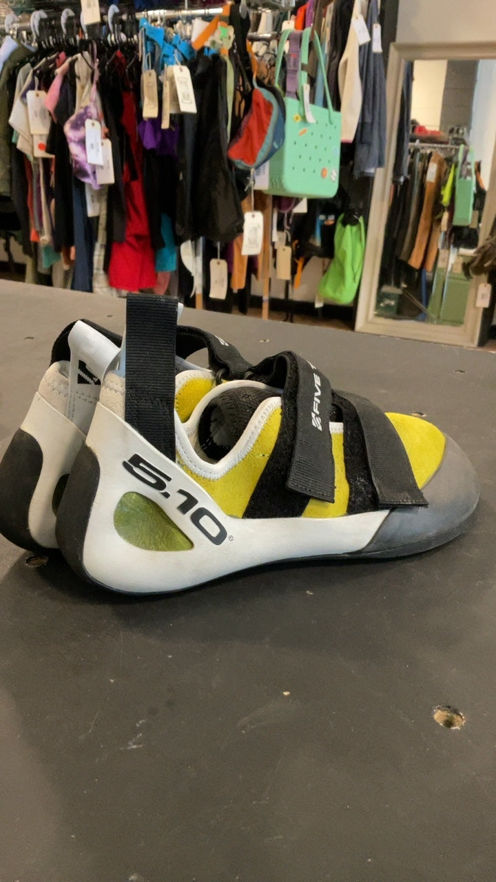 5.10 Shoes (Climbing) 8.5 Yellow/White Stealth Rubber