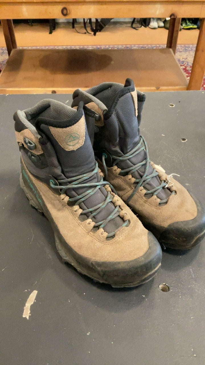 La Sportiva Shoes (Hiking Boots) 7 Tan/Black Eclipse GTX Gor-Tex