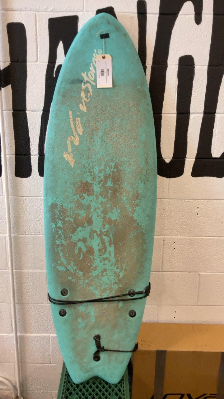 Wavestorm Swallow Tail Surfboard (Short) 5'6"