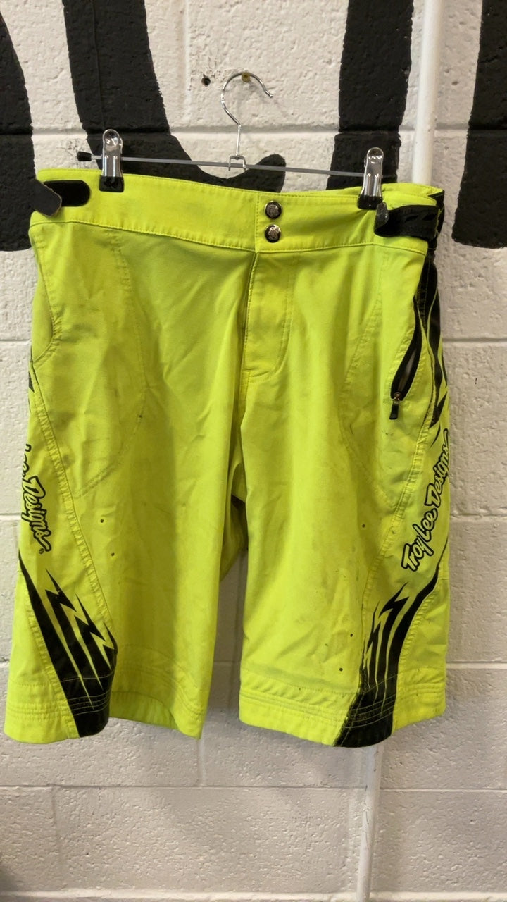 Troy Lee Designs Shorts 34 Glo Yellow