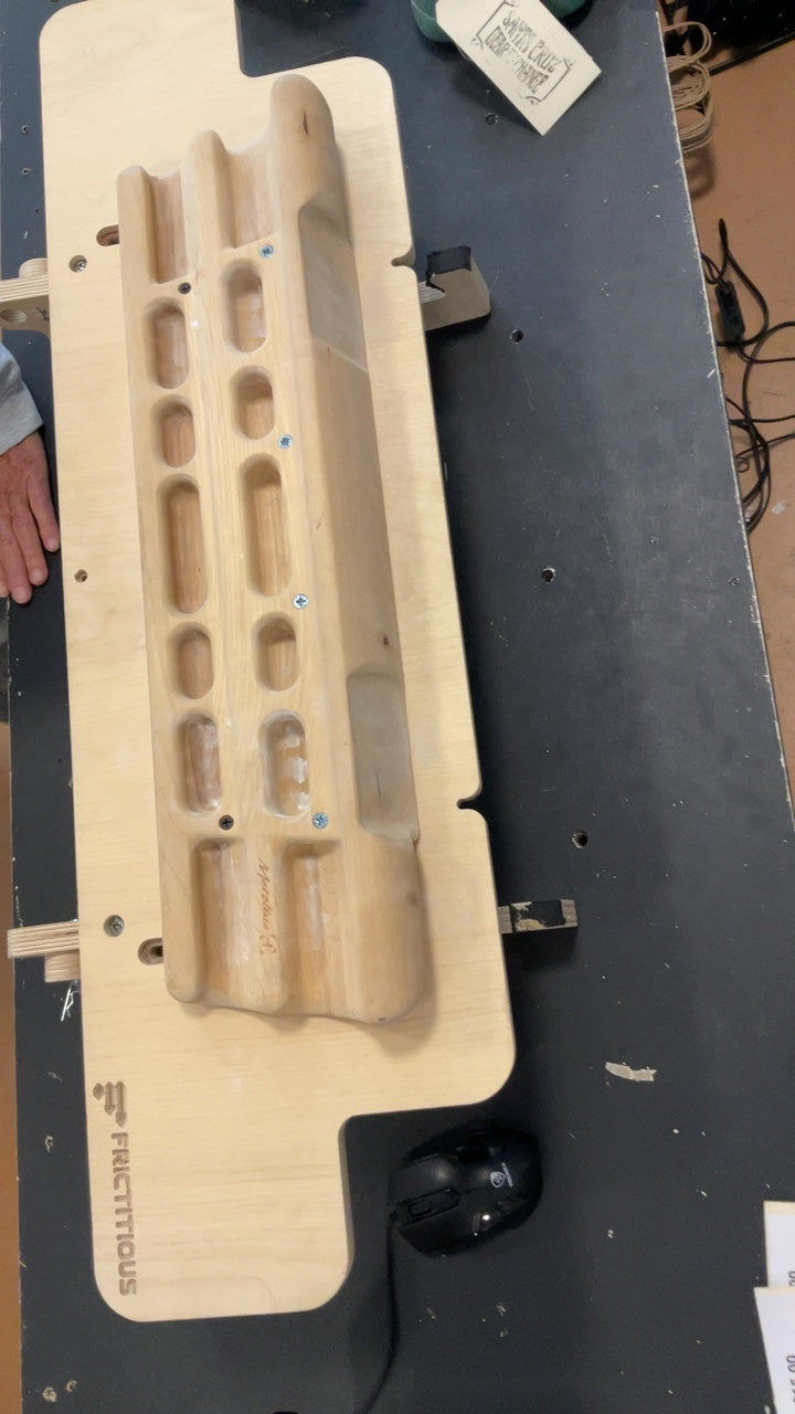 Metolius Hangboard (Frictitous Doorframe Mount)