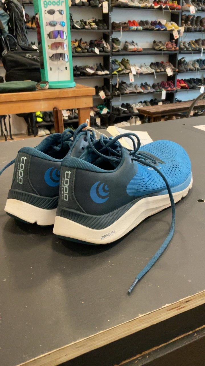 Topo Athletic Shoes 10 Blue - Fli-Lyte 4