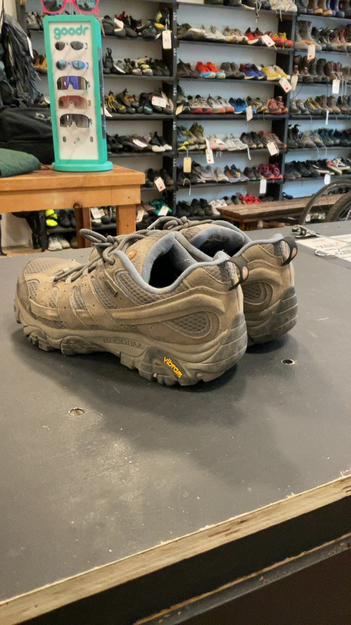Merrell Shoes (Hiking Boots) 9.5 Brown