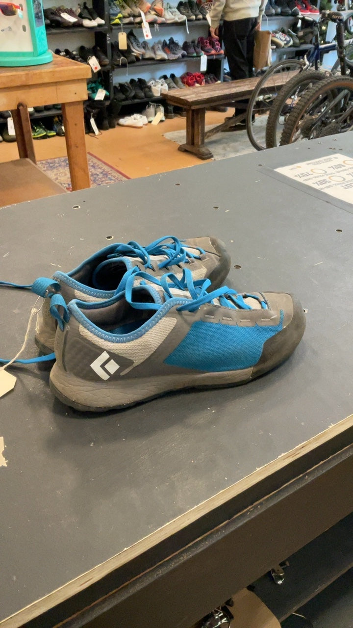 Black Diamond Shoes 8.5 Blue/Grey