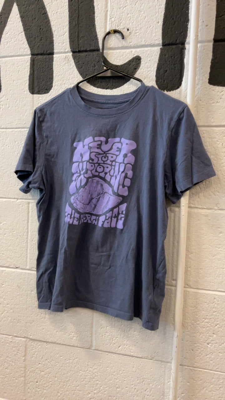 The North Face Shirt M Blue/Purple