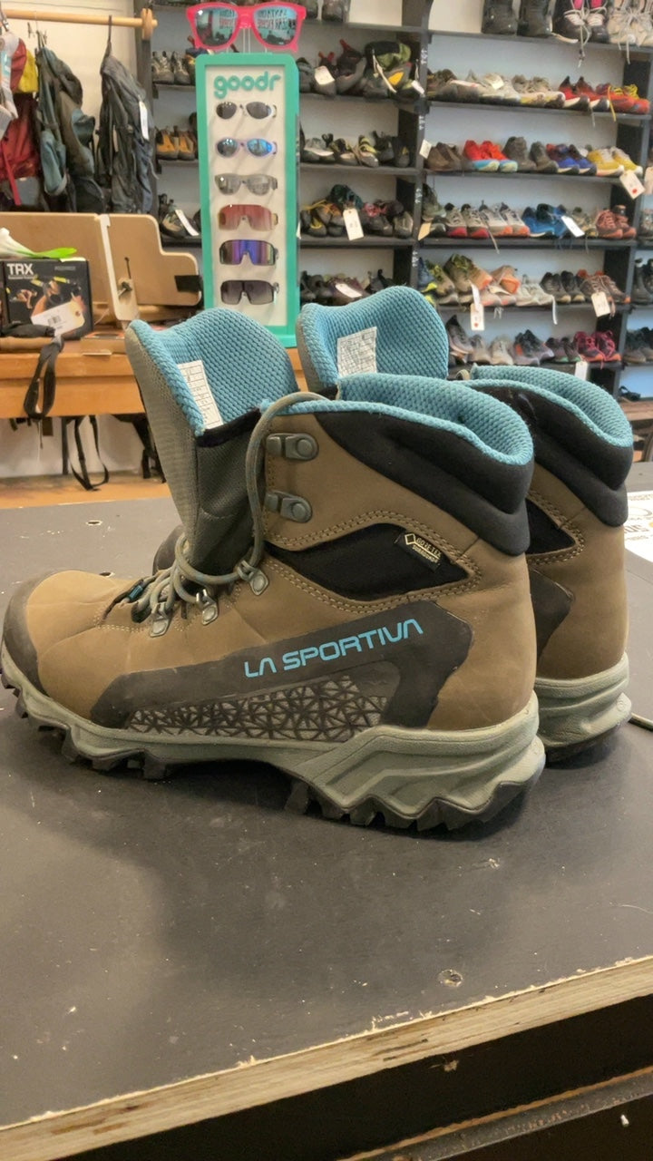 La Sportiva Shoes 9.5 Brown - Nucleo High II GTX