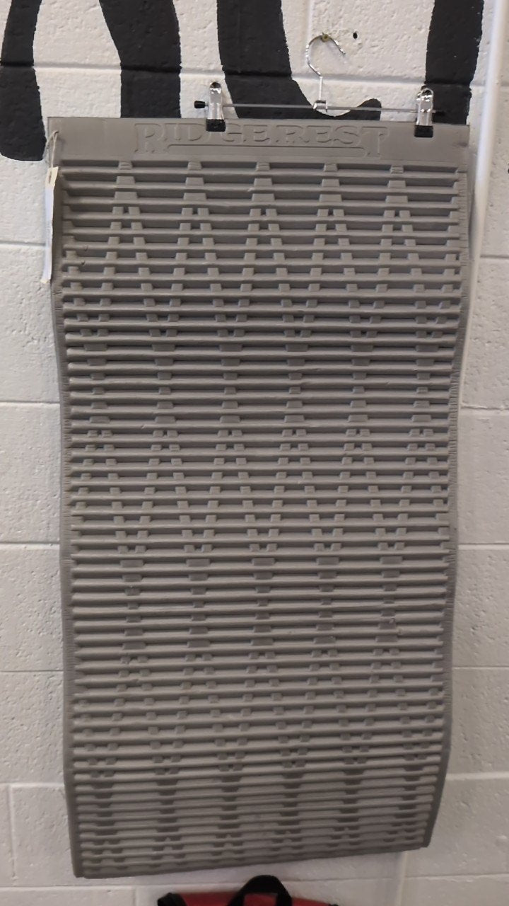 Cascade Designs Sleeping Pad 60in Grey Ridge Rest