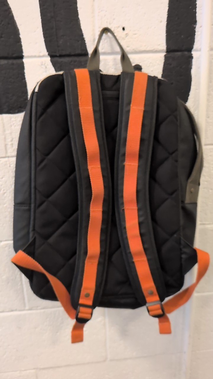 Hex x Roark Backpack Black/ Orange