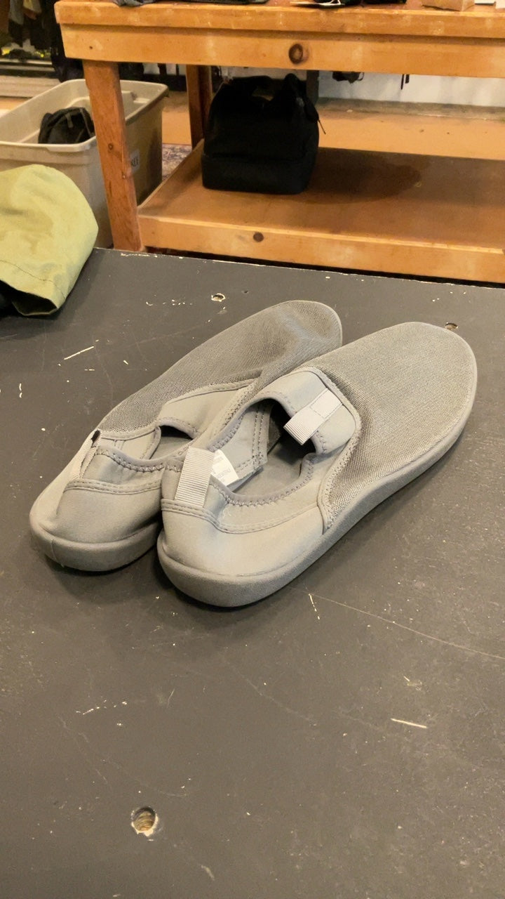 DSG Shoes (Water) 10 Grey