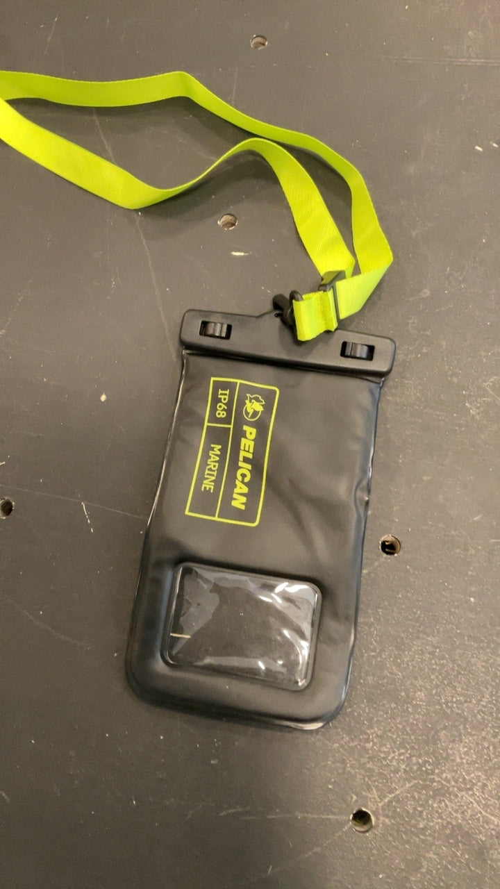 Pelican Phone Accessories (Waterproof Pouch) 7x4in Black/Green IP68