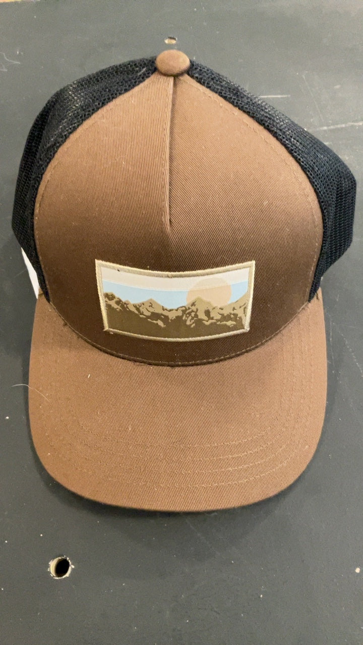 10 Tree Hat (Snapback) Brown/Black Mountainscape