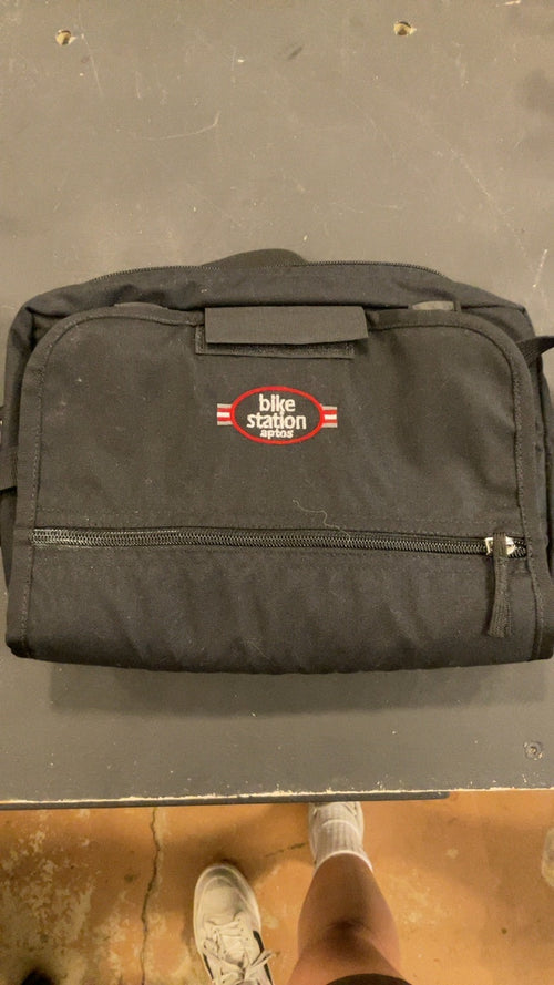 Bike Station Aptos Bike Accessories (Hip Bag) Black/Red