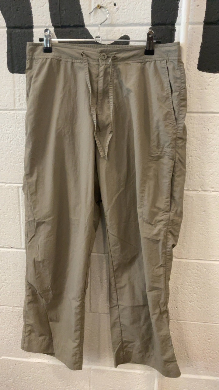 REI Pants 8 Tan