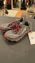 Altra Shoes W9.5 Grey/Pomegranite Lone Peak
