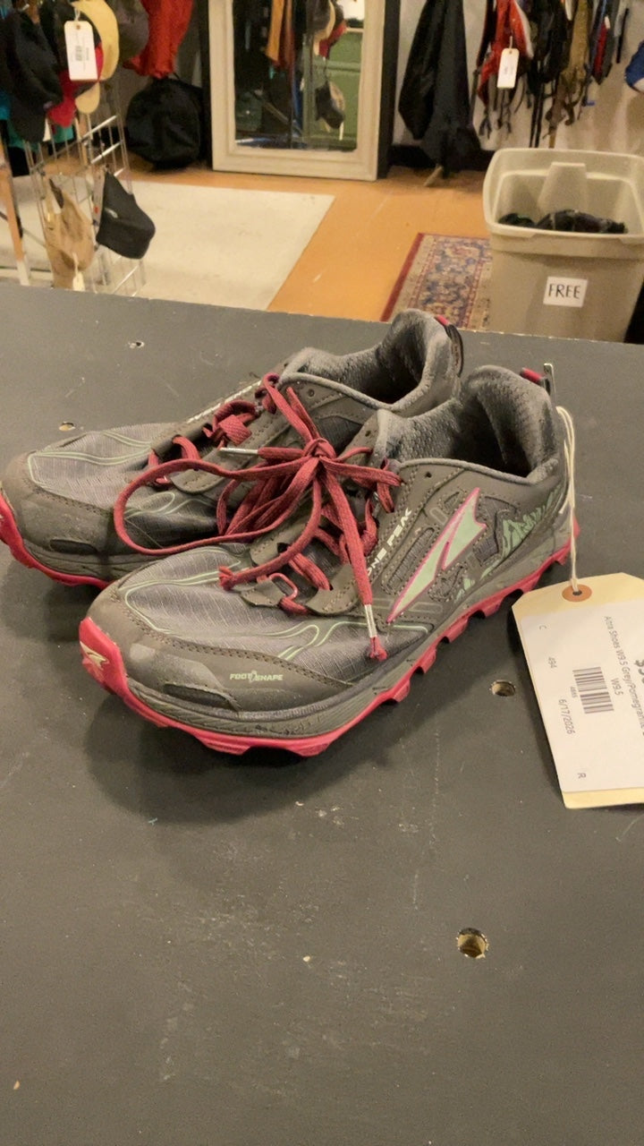 Altra Shoes W9.5 Grey/Pomegranite Lone Peak