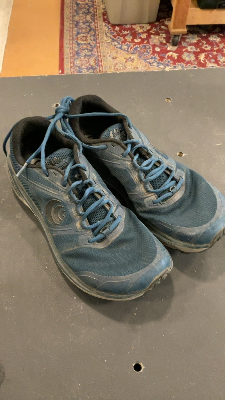 Topo Athletic Shoes 9