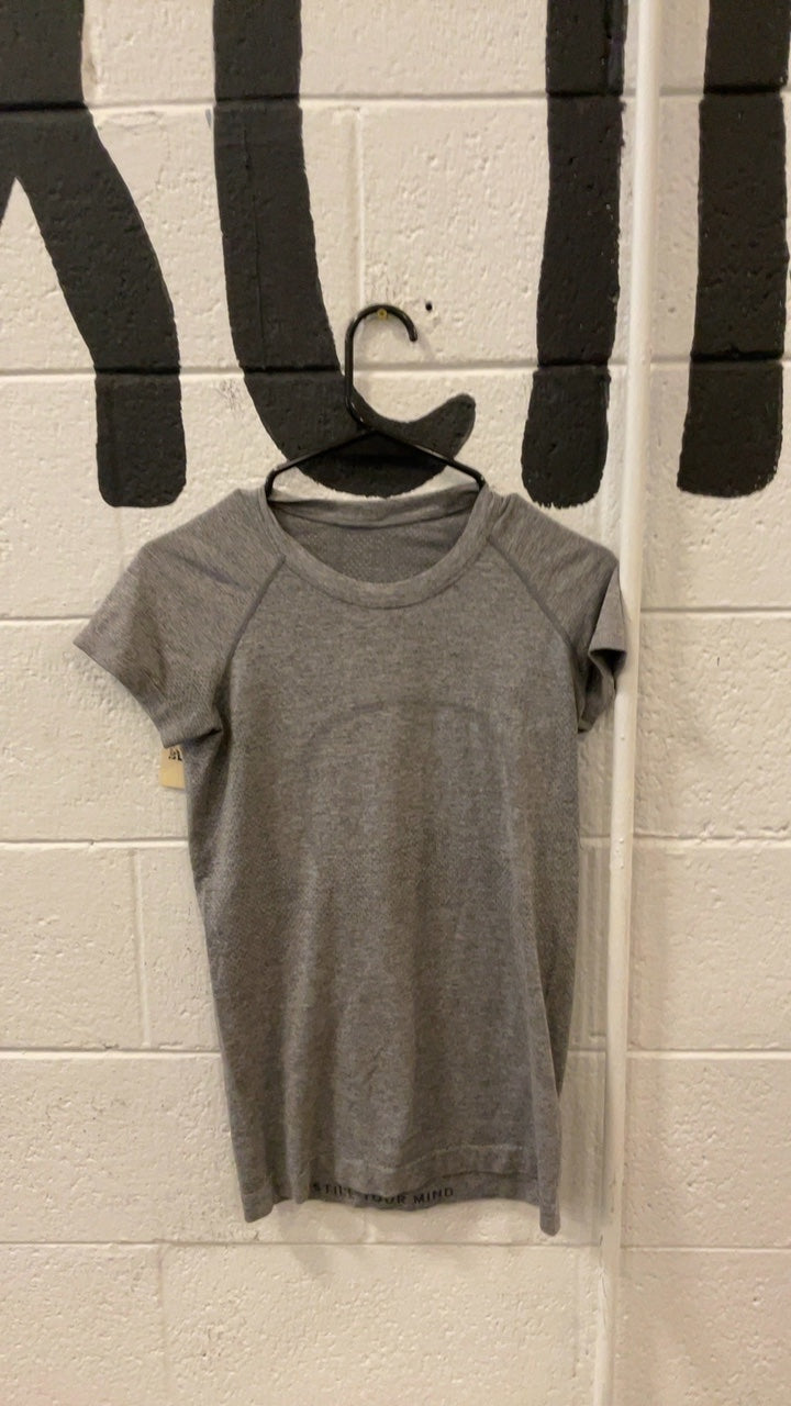 Lululemon Athletic T-Shirt S Grey