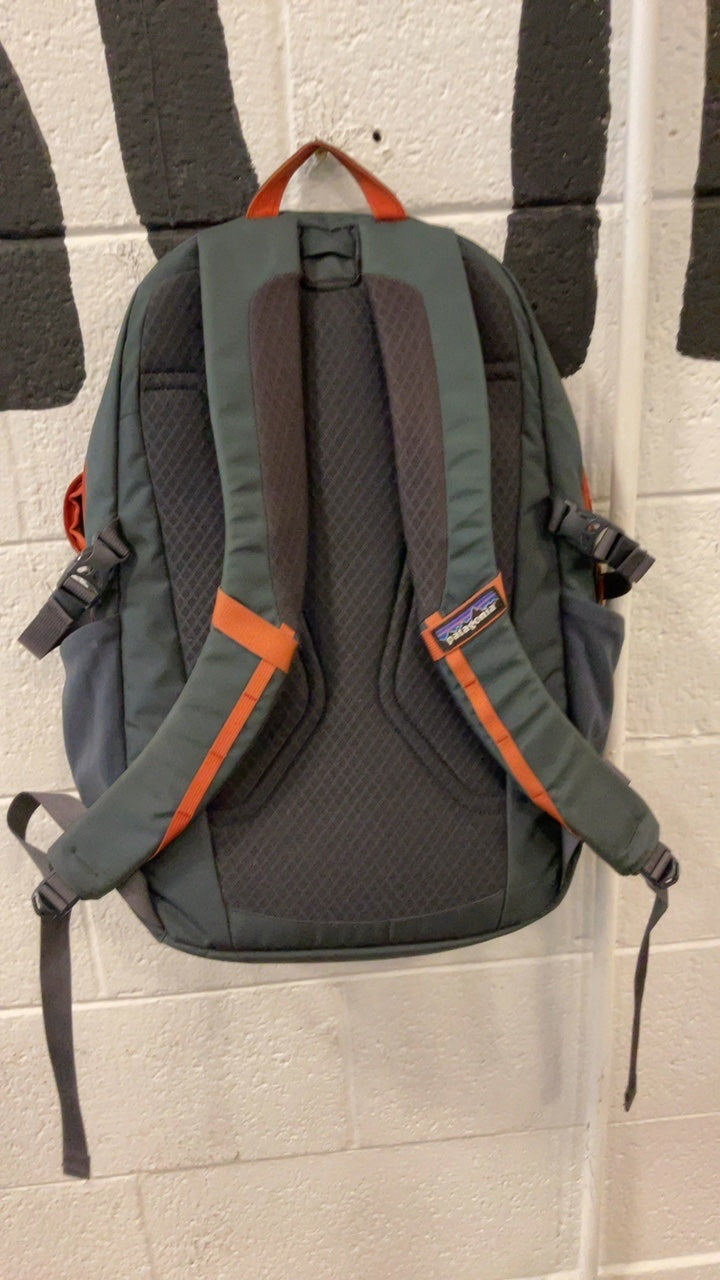 Patagonia Backpack 28L Grey/Orange