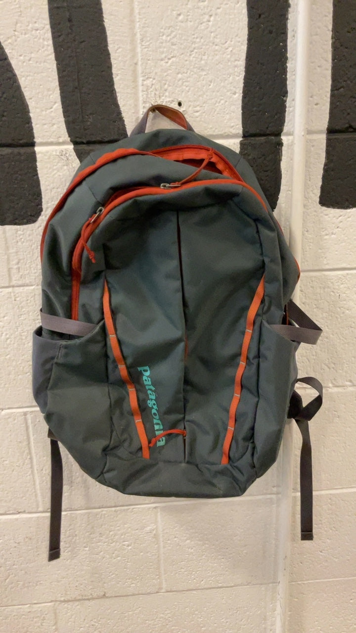 Patagonia Backpack 28L Grey/Orange