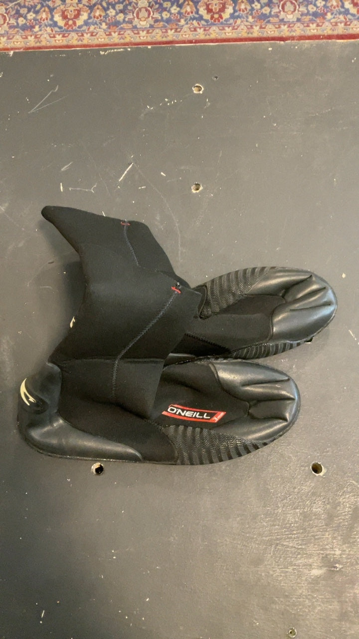 O'Neill Epic 3mm Shoes (Surfing Booties) 6 Black/Red