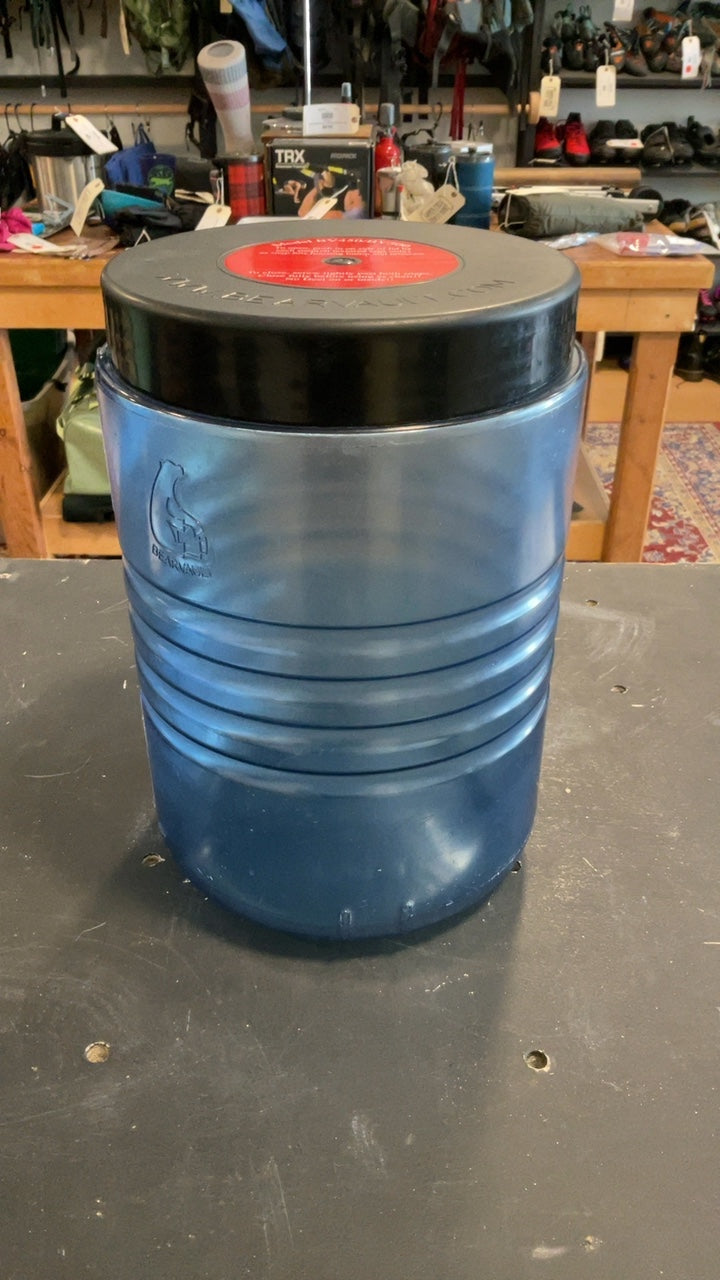 Bear Vault BV 500 Camping (Bear Can) 11.5L Blue/Black