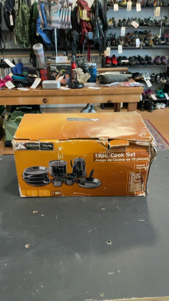Ozark Trail 13pc. Camping (Cook Set) Black