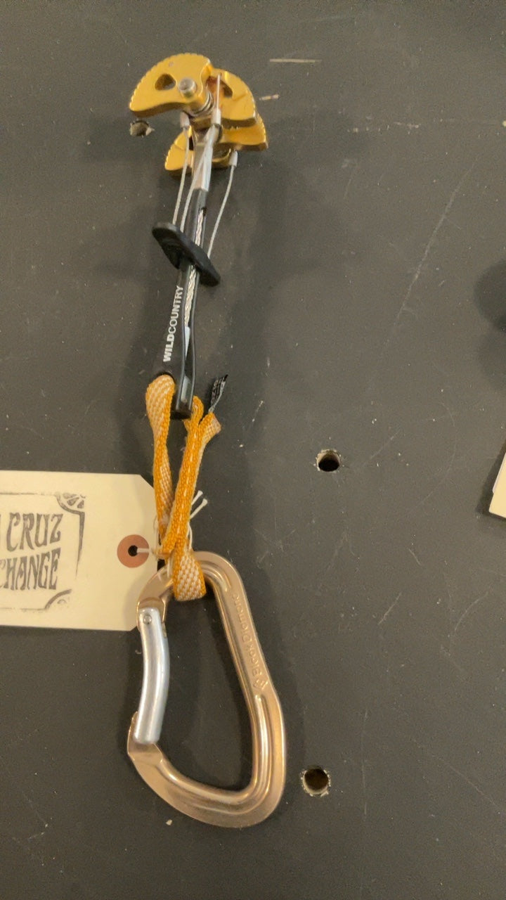Wild Country Climbing Hardware (Cam) 2.5 Yellow