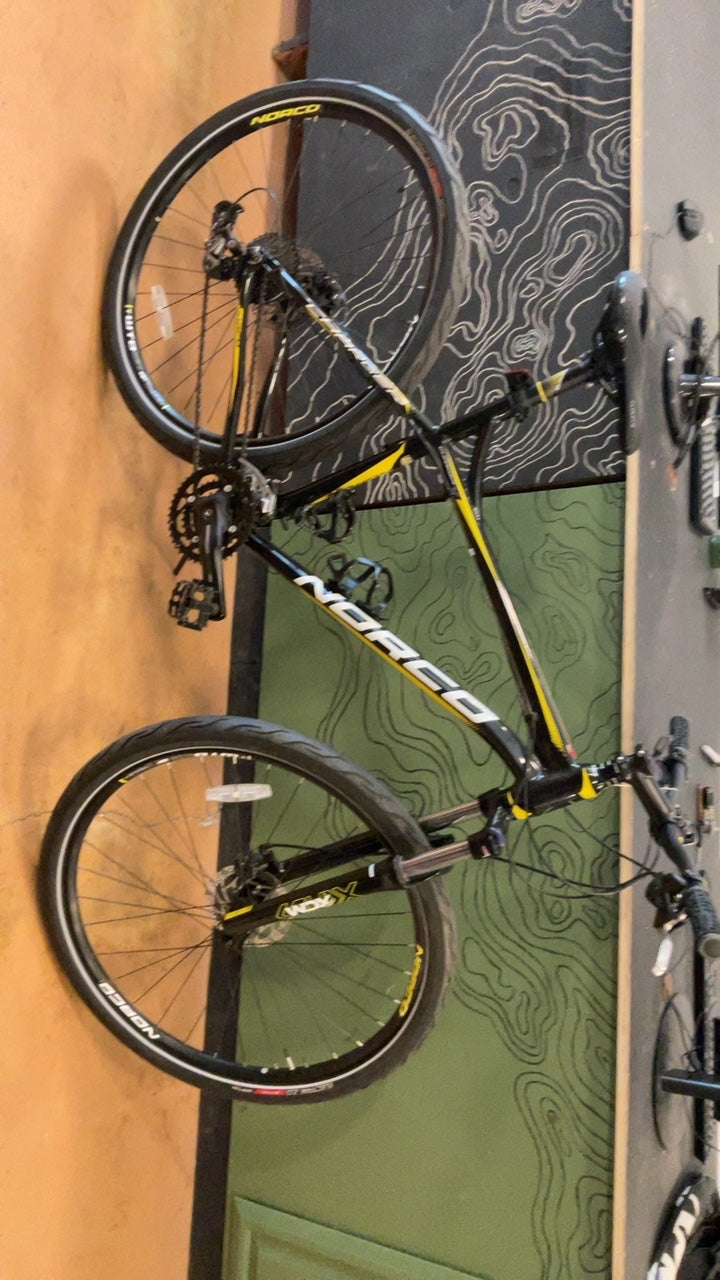 Norco Charger 9.3 Bike 21.5 in. Frame Black/Yellow