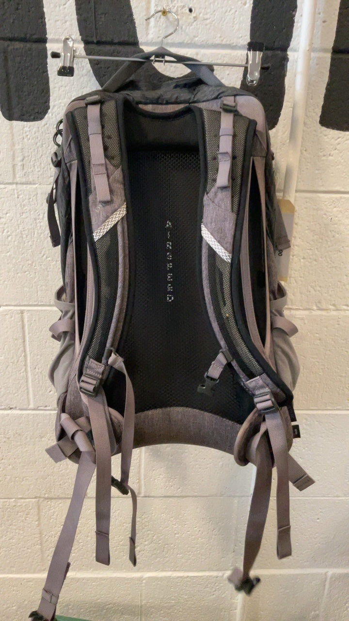 Osprey Tropos Backpack Gray