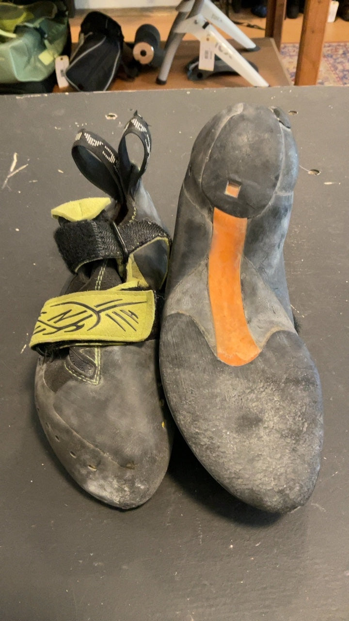 Scarpa Furia Shoes (Climbing) 36 1/2 Green/Black