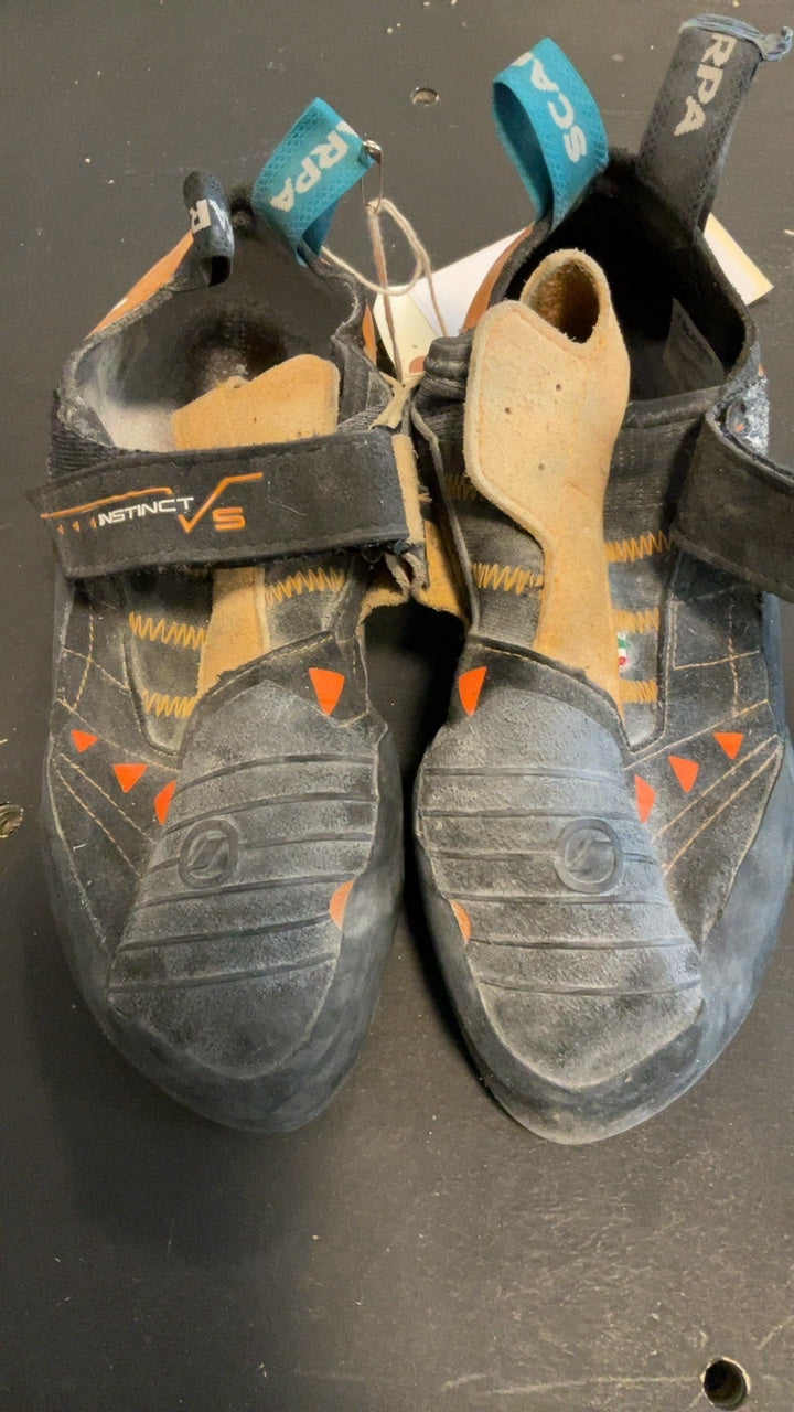 Scarpa Shoes (Climbing) 44.5 Orange Instinct VS