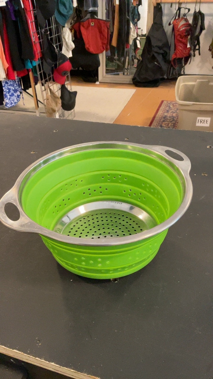 Unknown Strainer Green