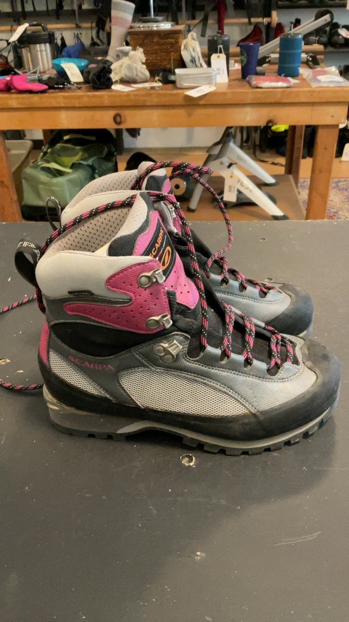 Scarpa Shoes (Hiking Boots) 7 Pink/Grey/Black