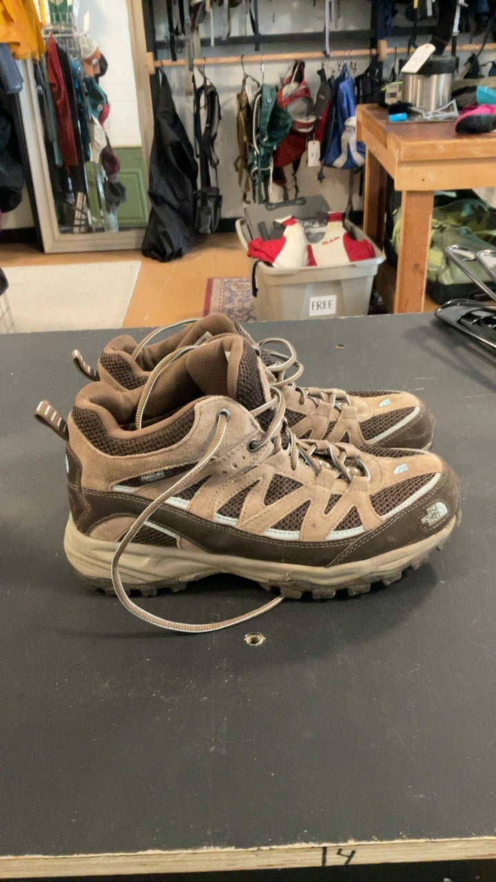 The North Face Shoes (Hiking Boots) 9 Brown