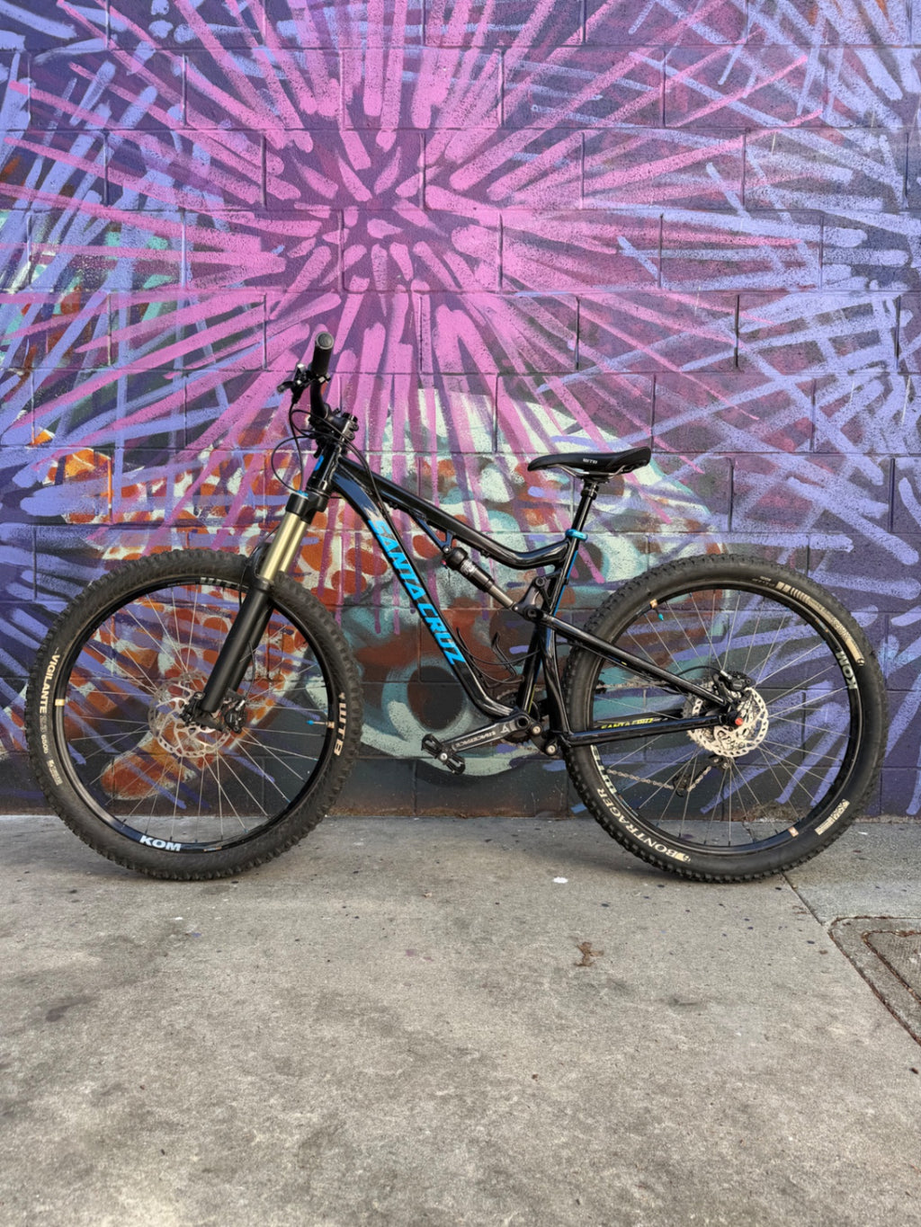 2014 Santa Cruz Bronson Bike M Black/Blue/Yellow