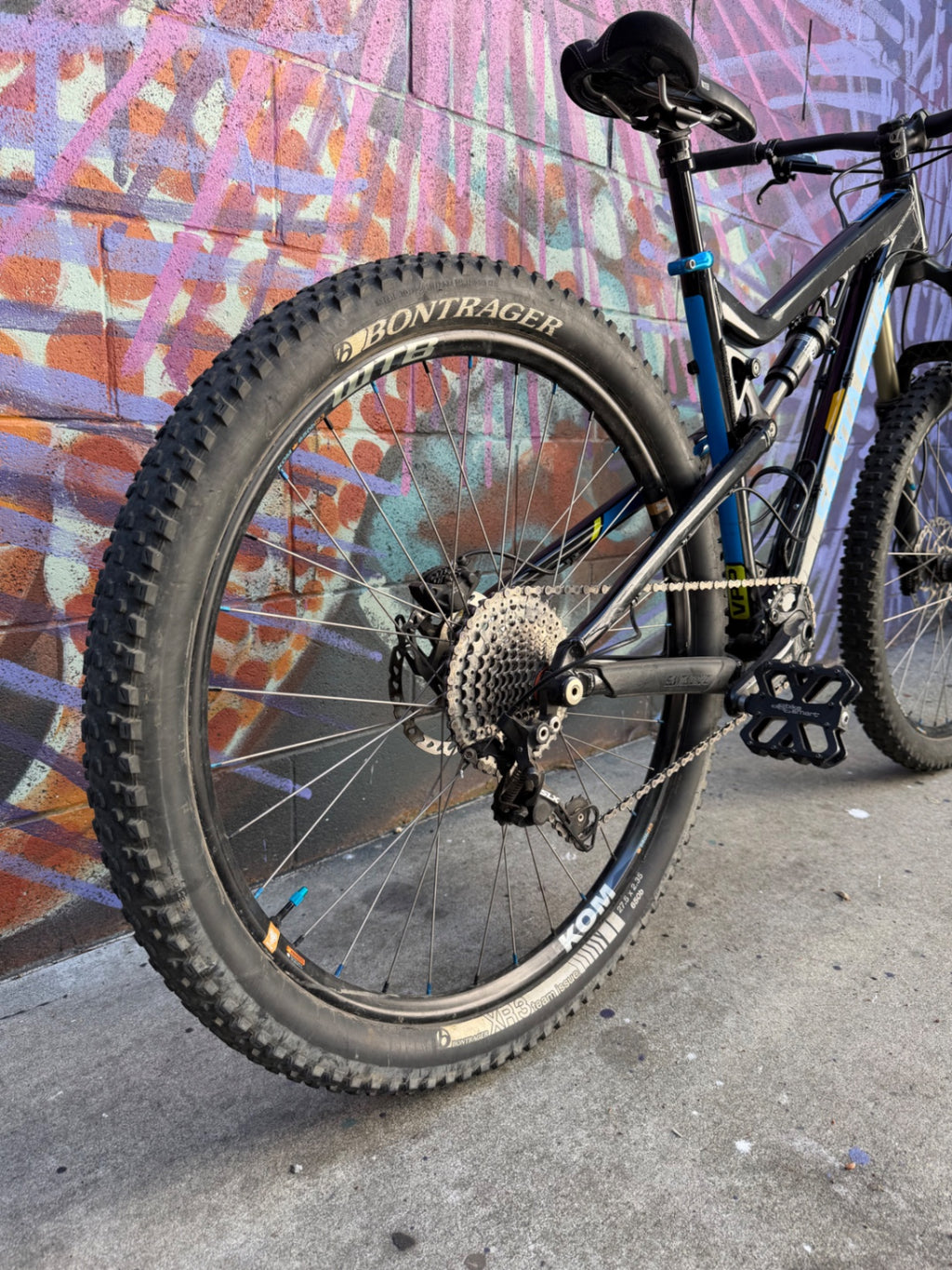 2014 Santa Cruz Bronson Bike M Black/Blue/Yellow