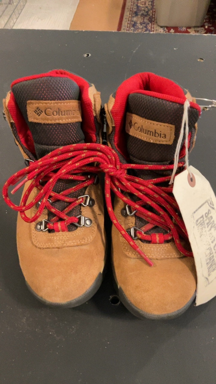 Columbia Shoes (Hiking Boots) W6 Brown/Red Newton Ridge Plus