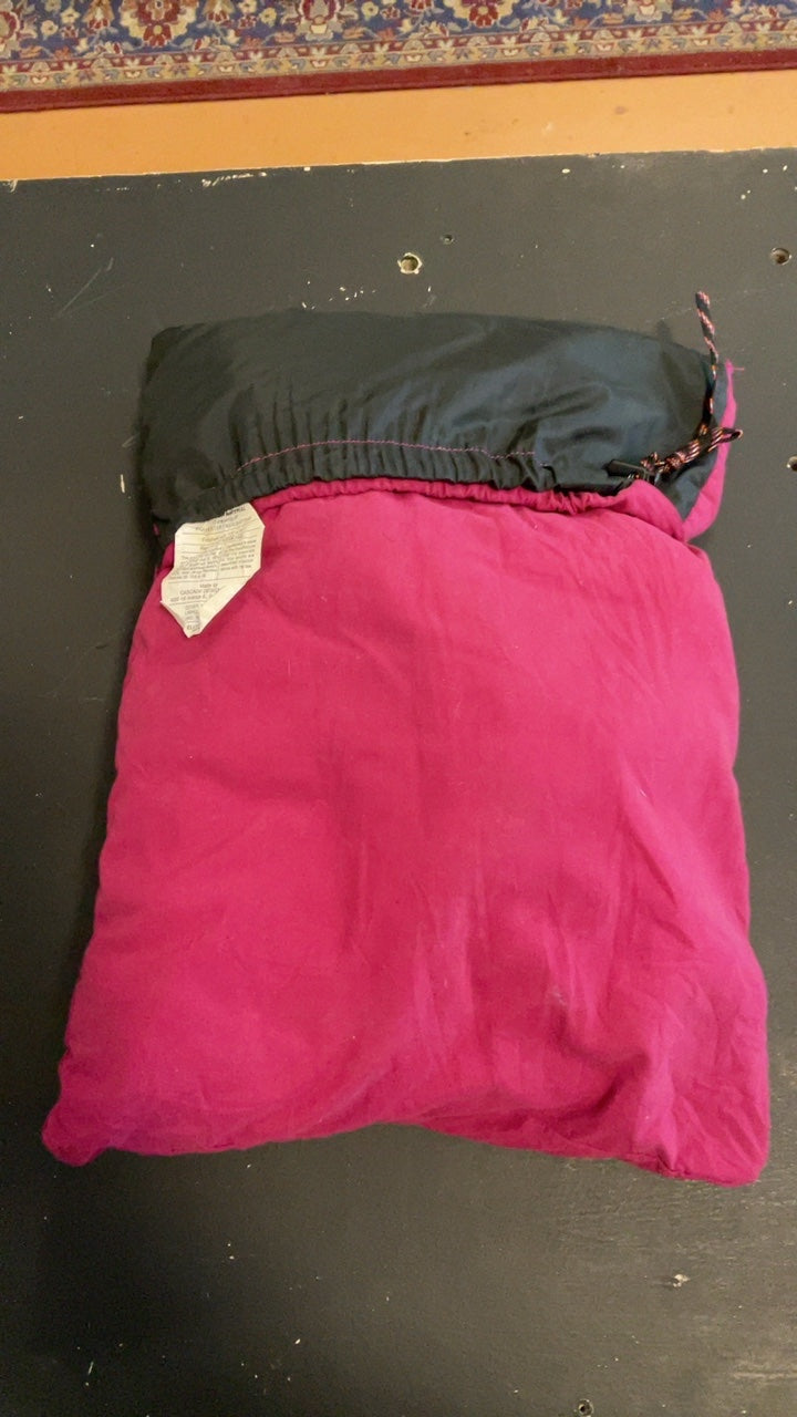 Cascade Designs Deluxe Pillow Camping (Pillow) Pink/Black