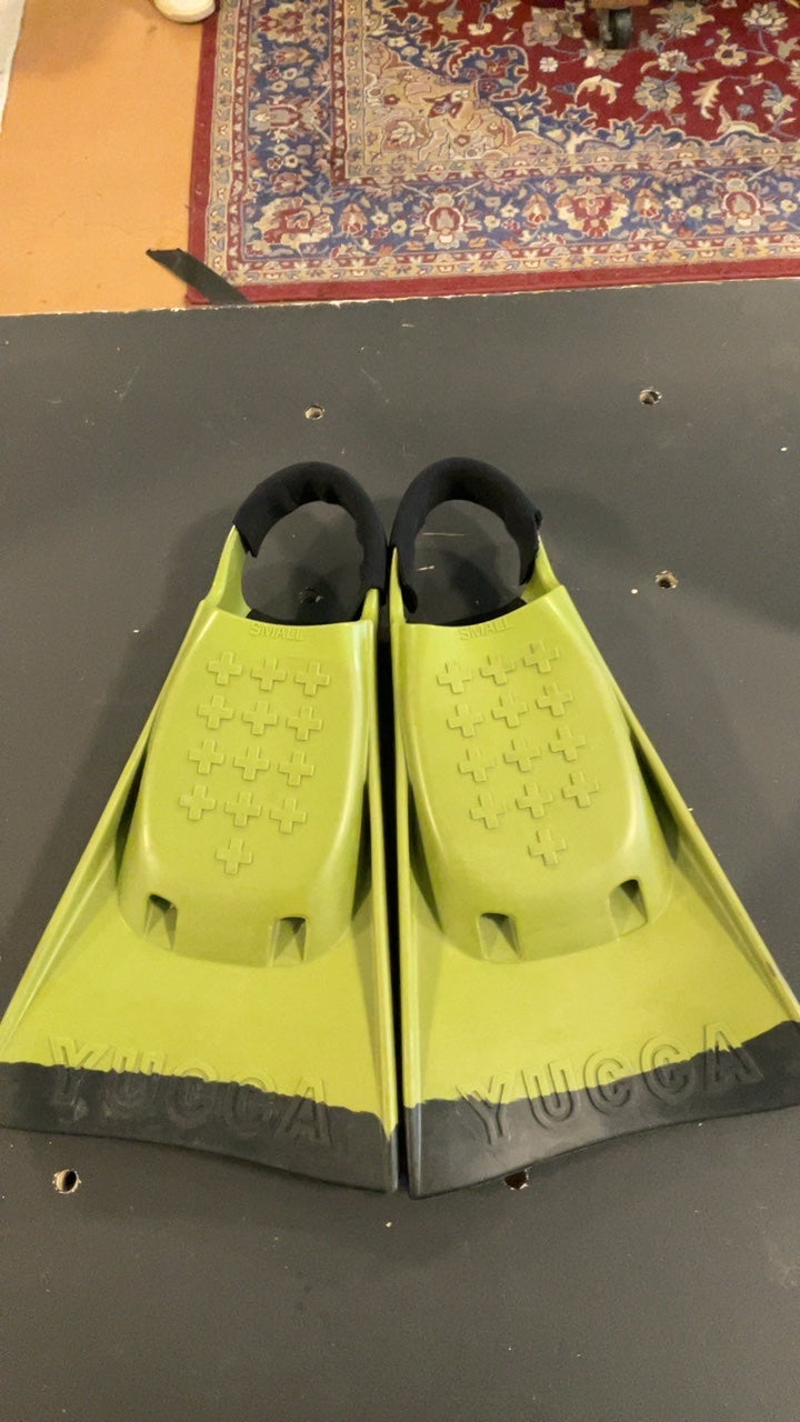 Yucca Short Blade Fins S Green/Black