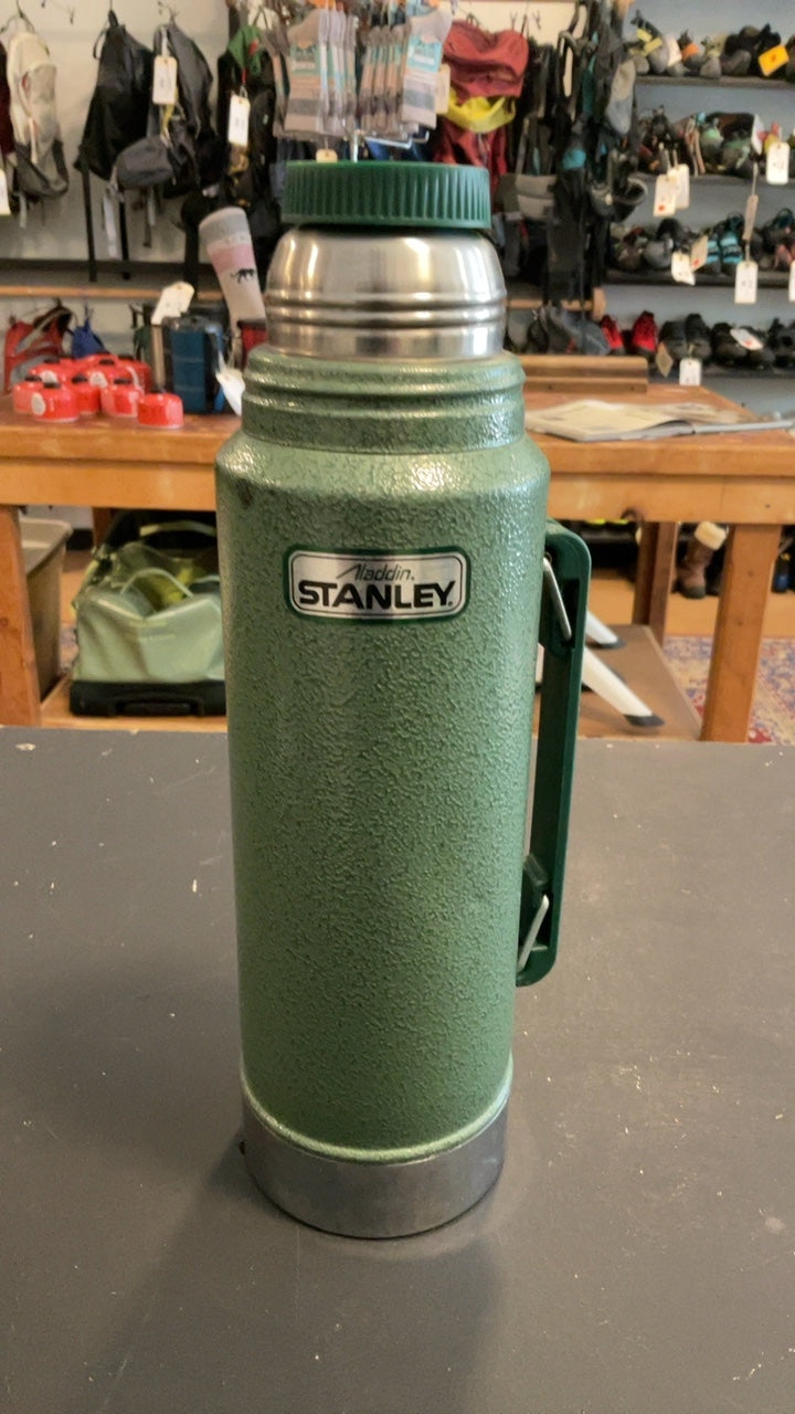 Stanley Aladdin Thermos 1qt Green
