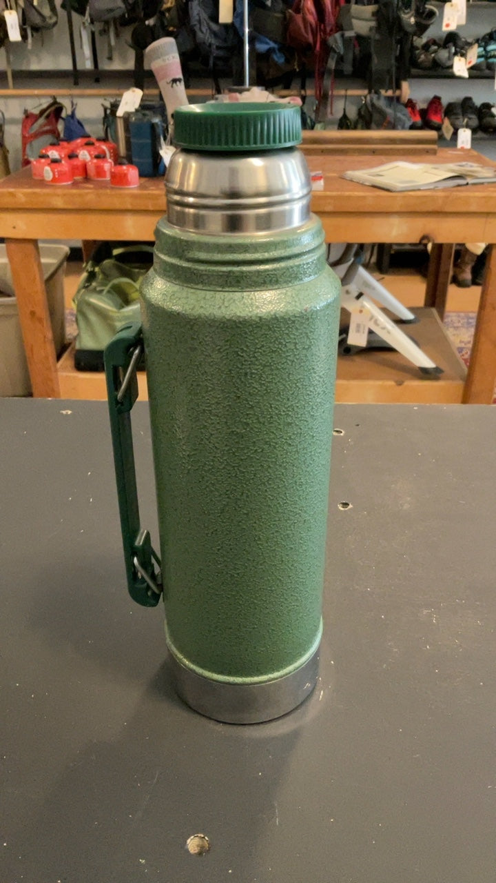 Stanley Aladdin Thermos 1qt Green