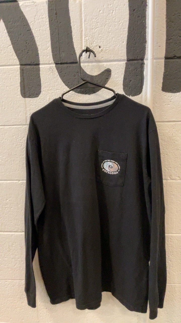 Patagonia Long Sleeve M Black Snow graphic