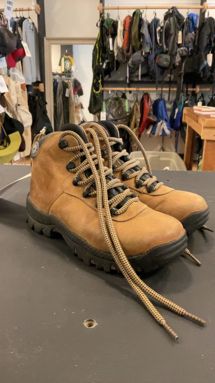 Hi-Tec Shoes Womens 6.5 Brown Waterproof