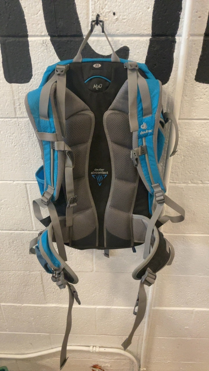 Deuter Backpack 28L SL Blue/Grey Act Trail