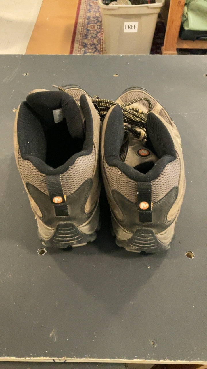Merrell Shoes (Hiking Boots) 11.5 Brown Moab