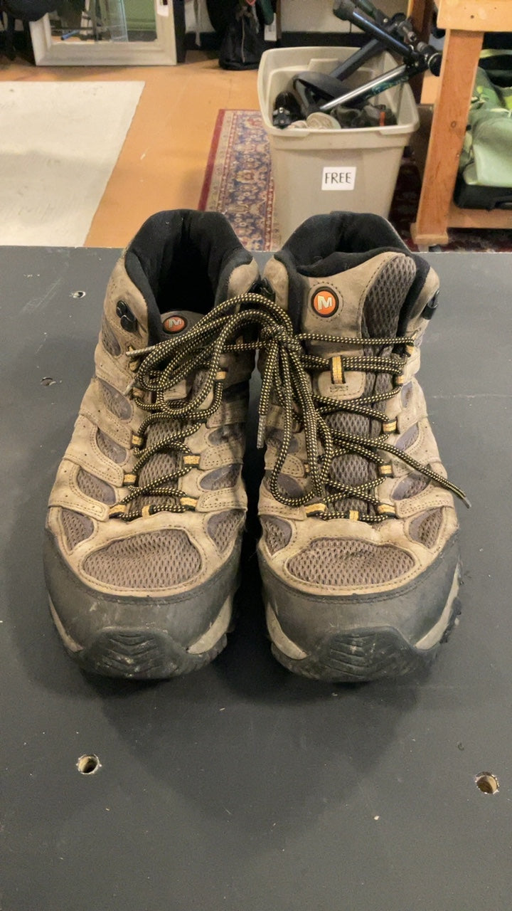 Merrell Shoes (Hiking Boots) 11.5 Brown Moab