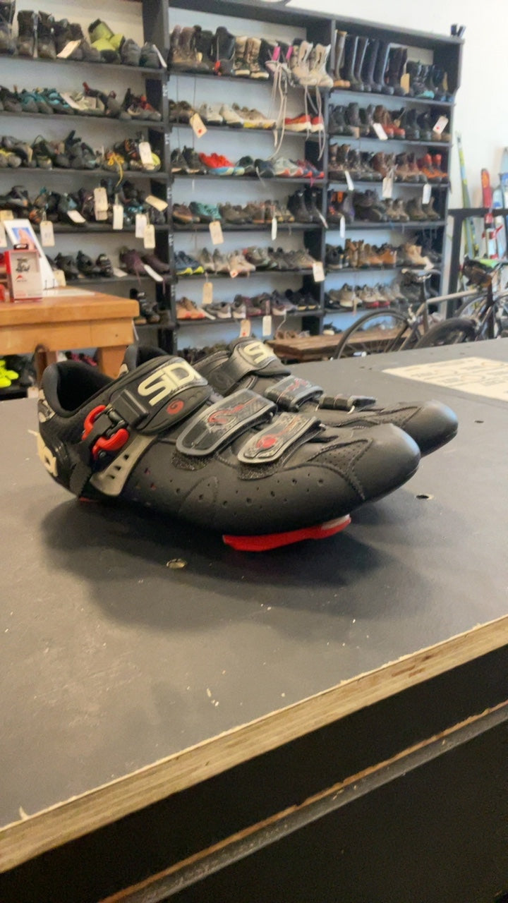 SIDI Shoes (Cycling) 11.5 Black/Red