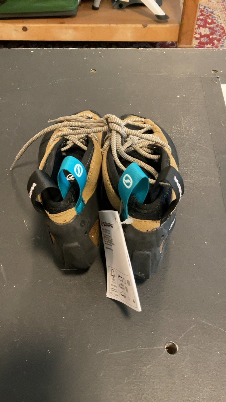 Scarpa W's Generator Shoes (Climbing) W's 37.5/6.5 Brown/Black